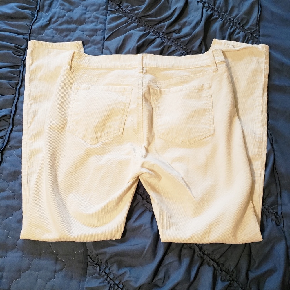 Ann Taylor LOFT Cream Corduroy Pants Size 6 NWOT